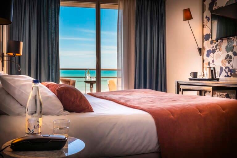 Hu00f4tel & Spa Les Roches Noires — Les Sables-d’Olonne - photo 1