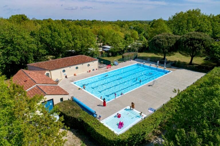 Camping La Bretèche – Les Epesses, à côté du Puy du Fou (Vendée)