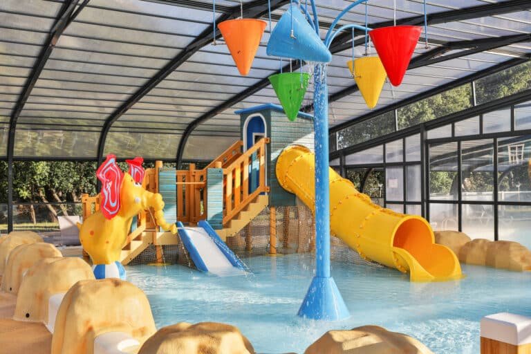 Camping Le Petit Rocher — Longéville-sur-Mer (Vendée)
