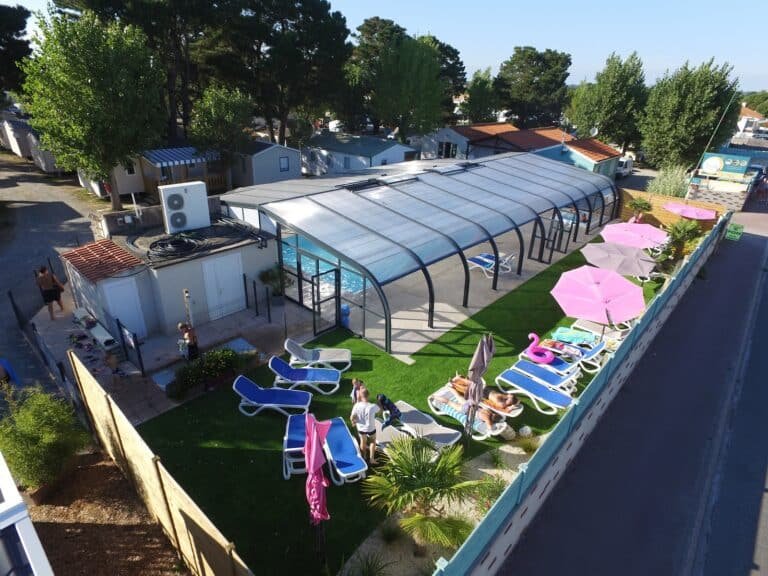 Camping Paradis Domaine Oyat — Le Fenouiller (Vendée)