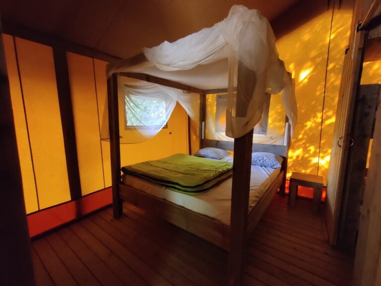 Camping Paradis la Bretonnière — Saint-Julien-des-Landes (Vendée)