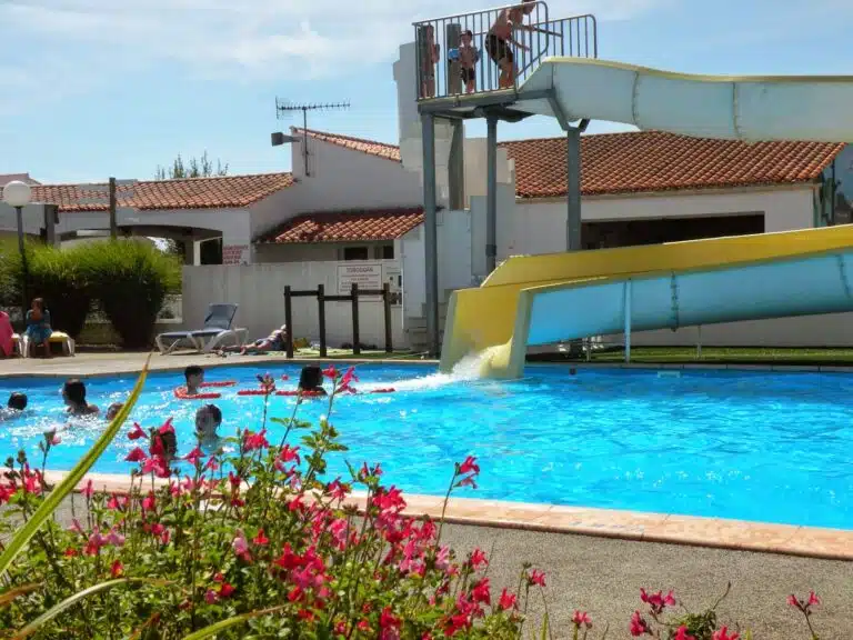 Camping Paradis Les Jonquilles à La Tranche-sur-Mer