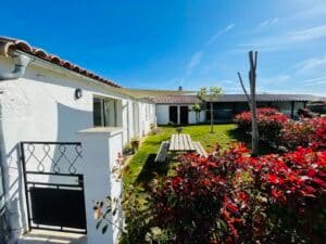 Gîte 6 personnes & Refuge vélo 2 personnes ~ L'Annexe — Saint-Michel-en-l'Herm (Vendée)