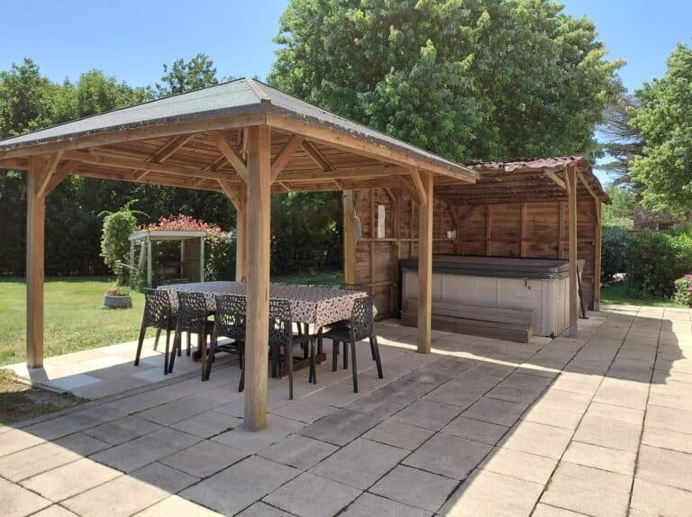 Gîte de la Saminière (Spa et piscine) — Avrillé (Vendée)