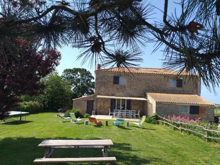 Gîte LE FIGUIER **** Location 10 personnes — Le Bernard (Vendée)