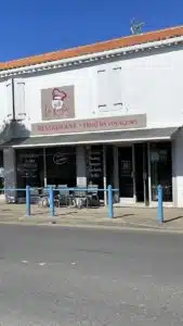 LA KANTINE RESTAURANT-TRAITEUR - HOTEL LES VOYAGEURS — Brem-sur-Mer (Vendée)