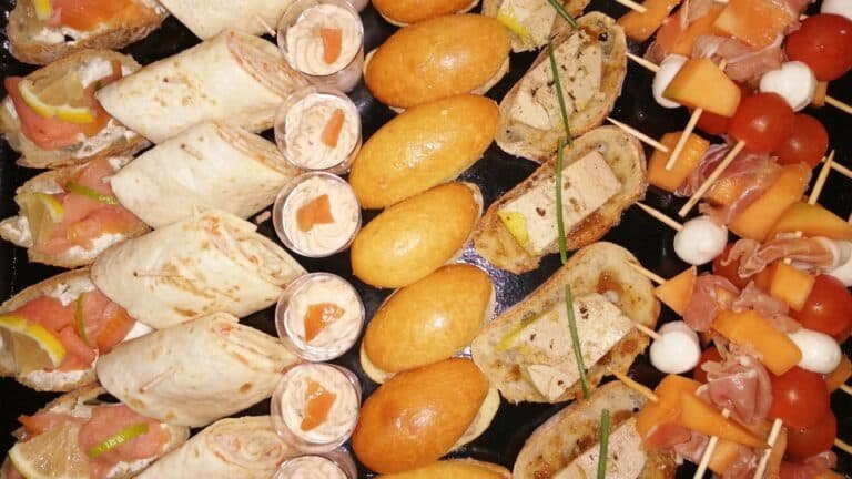 LA KANTINE RESTAURANT-TRAITEUR - HOTEL LES VOYAGEURS — Brem-sur-Mer (Vendée)