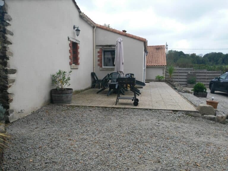 Les Gîtes de la Fontaine "la grange" et "la clé des champs" — Saint-Julien-des-Landes (Vendée)