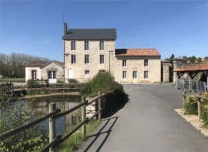 Moulin de Chaussac : Location salle de réception, appartements en bord de sèvre proche Puy du Fou, activité diverse en Vendée — Saint-Laurent-sur-Sèvre (Vendée)