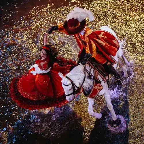 Scène aquatique et danse dans Mousquetaire de Richelieu