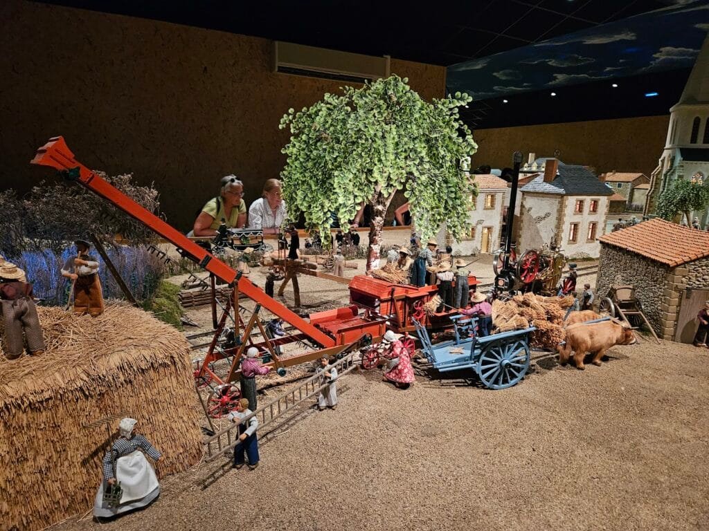 Scène de métier ancien animée à Vendée Miniature