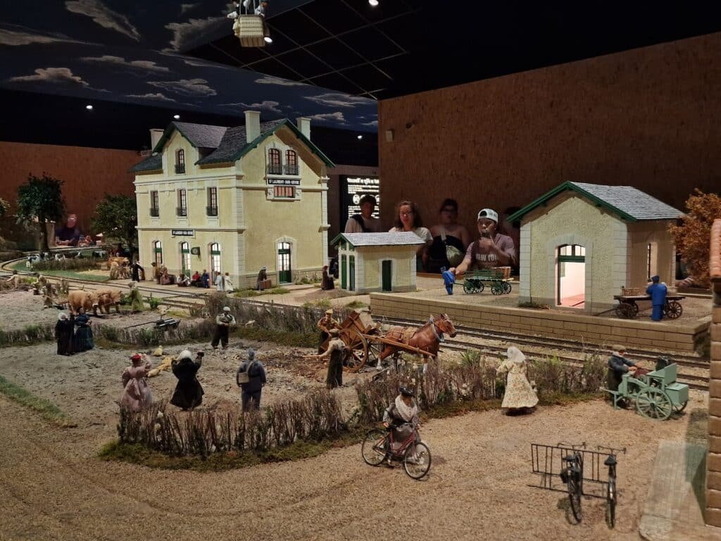 Effet de nuit sur le village de Vendée Miniature